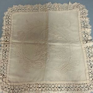Vtg crochet, embroidery, pillow cover